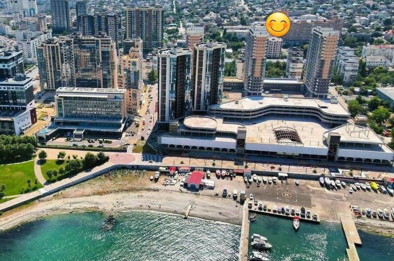 Квартира у парка Фрунзе и горпляжа